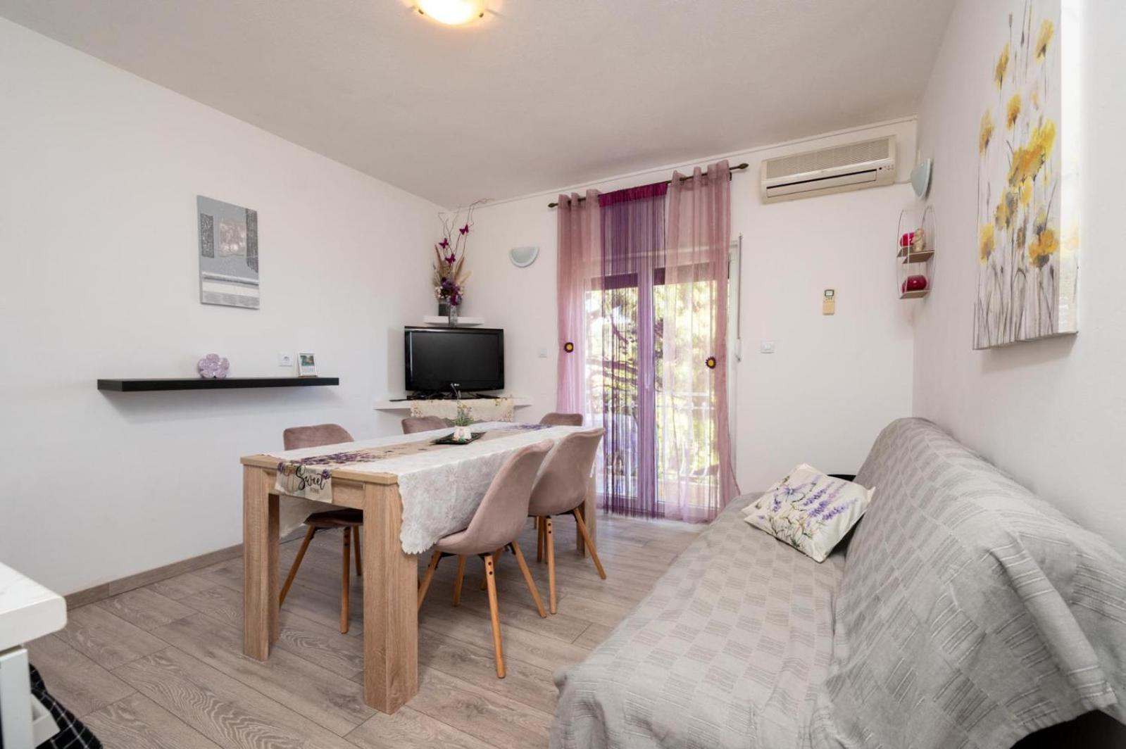 Apartments Lucija Trogir Exteriör bild